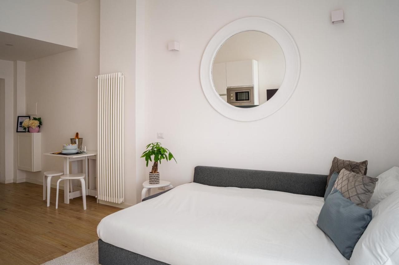 Accomodo Mib31 Bivano Centro Storico Apartment มิลาน ภายนอก รูปภาพ