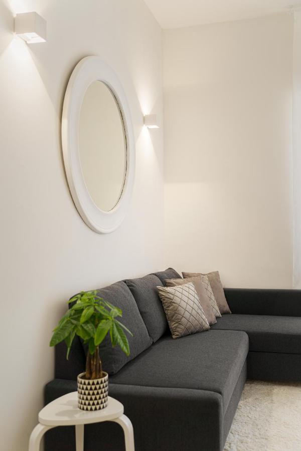 Accomodo Mib31 Bivano Centro Storico Apartment มิลาน ภายนอก รูปภาพ